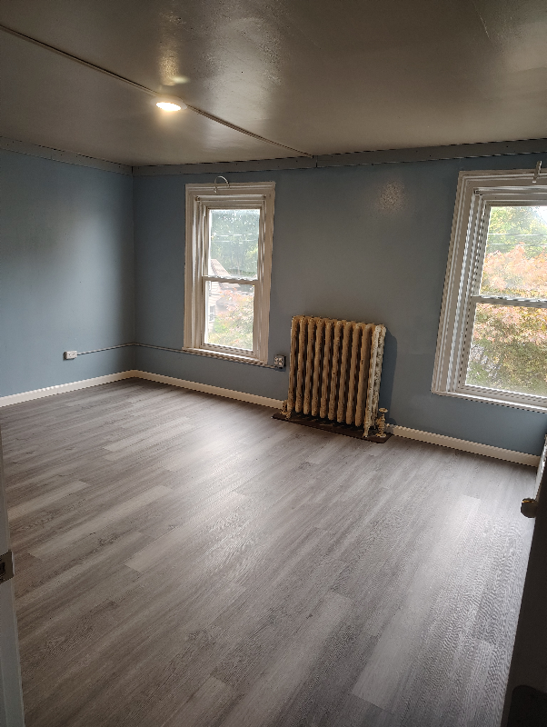 315 Prospect St - Photo 5 of 8