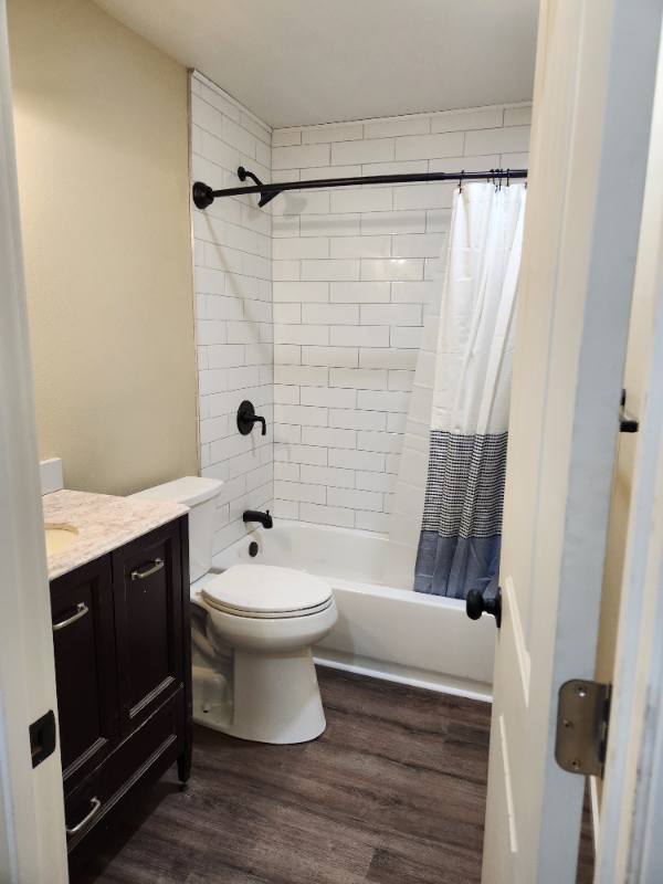 974 Southeast Roberts Avenue