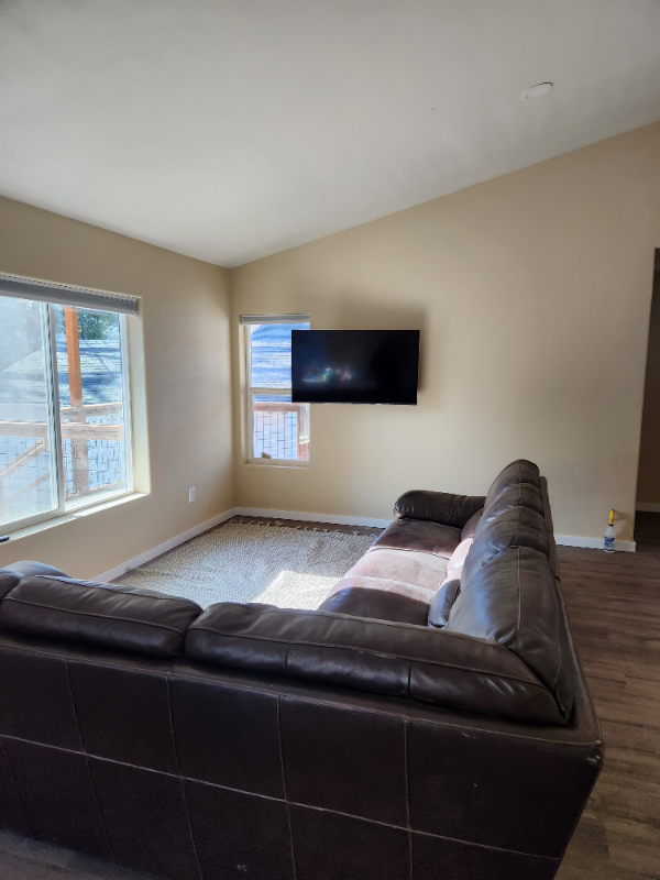 974 Southeast Roberts Avenue - Photo 4 of 14