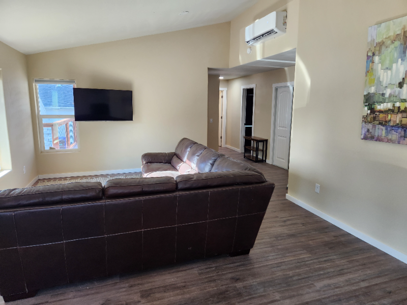 974 Southeast Roberts Avenue - Photo 5 of 14