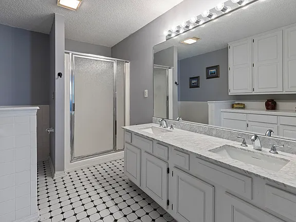 241 Anchor Road - Photo 7 of 13