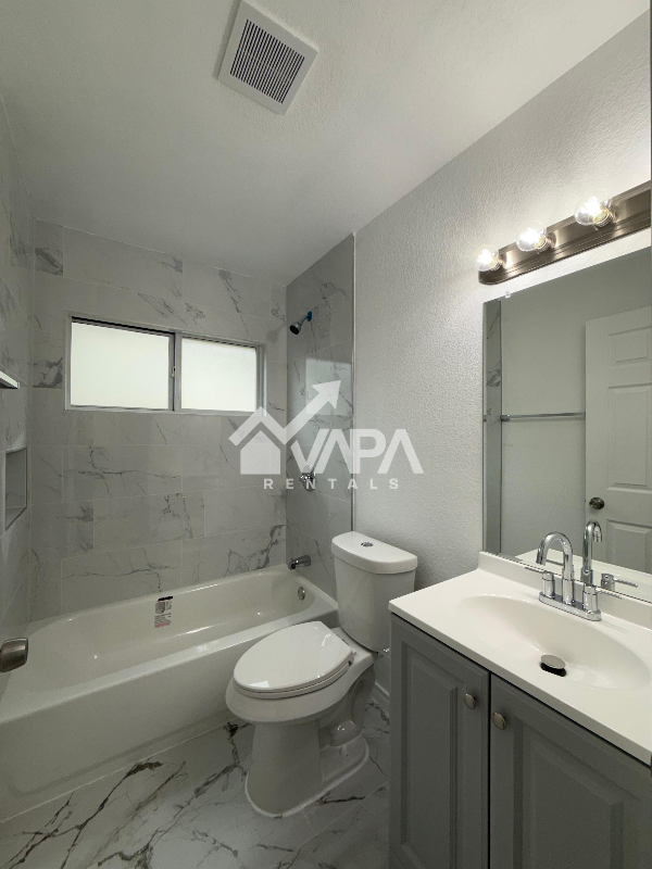 7817 Leafy Hollow Ct - Photo 7 of 18