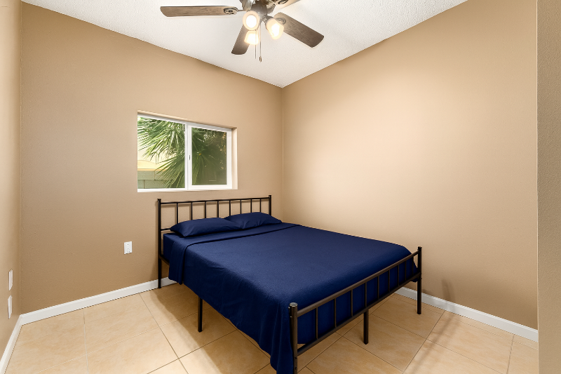 2348 West Laurel Lane - Photo 3 of 5