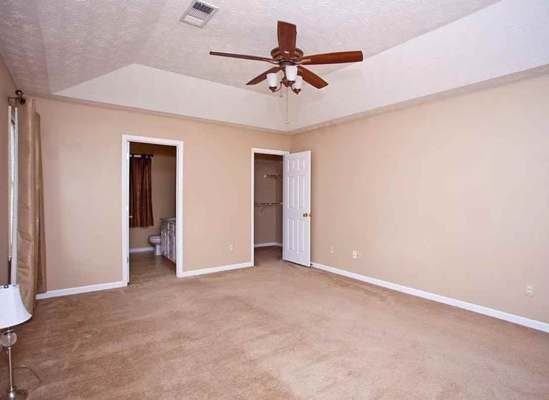 7064 Stoneybrook Drive - Photo 2 of 9