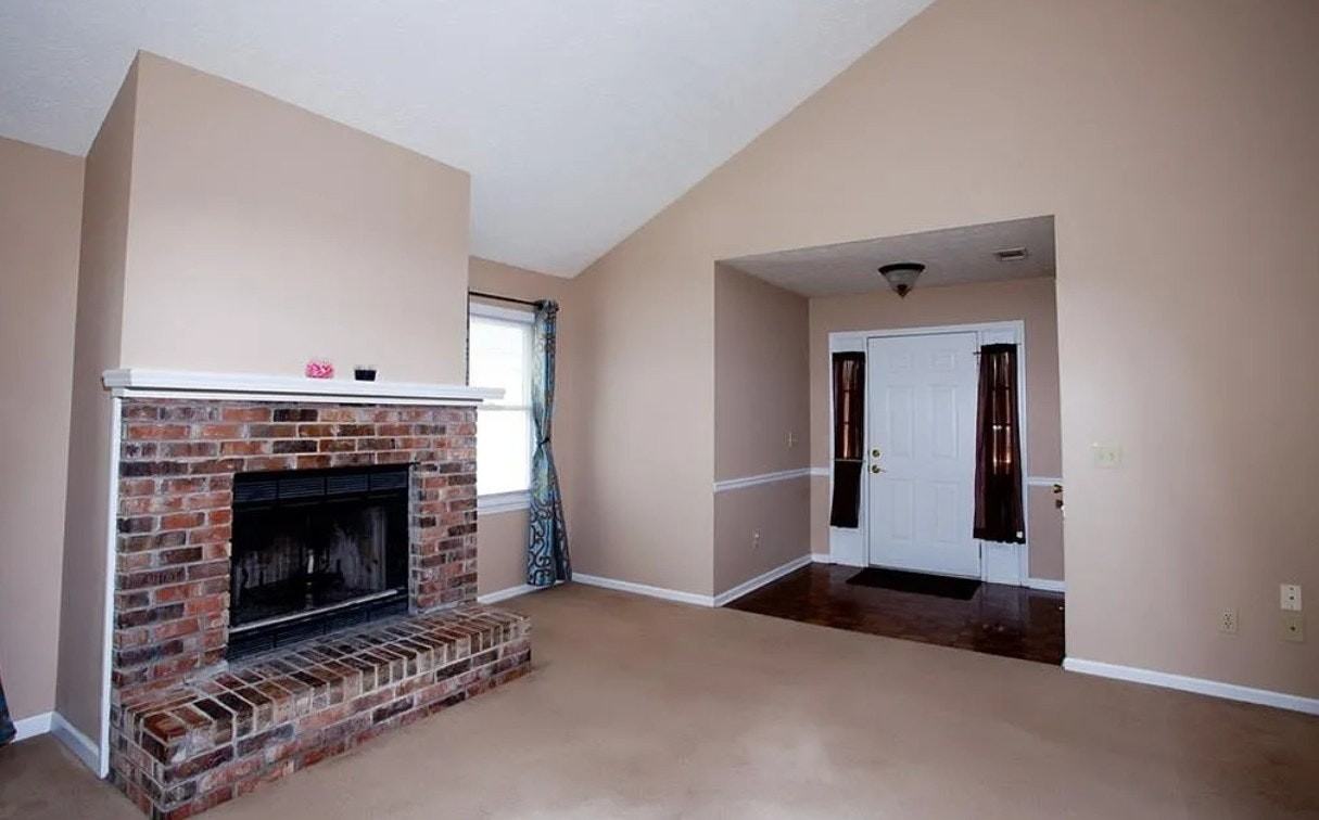 7064 Stoneybrook Drive - Photo 3 of 9