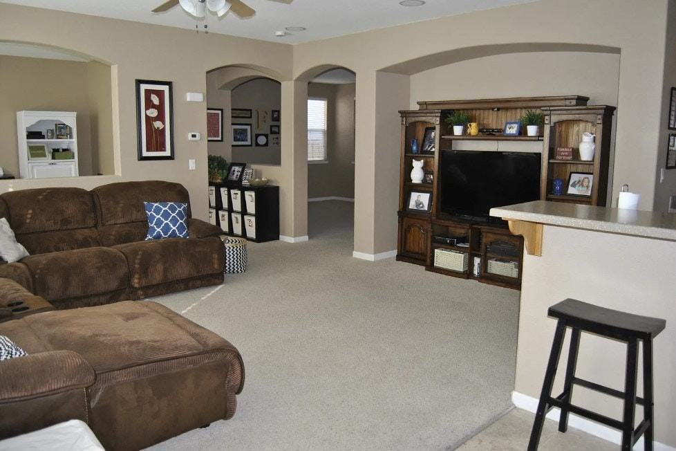 11365 Messina Court - Photo 3 of 6