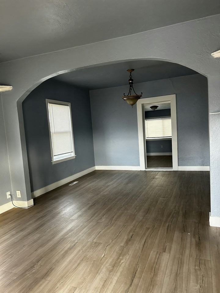 400 South Raleigh Street - Photo 5 of 12