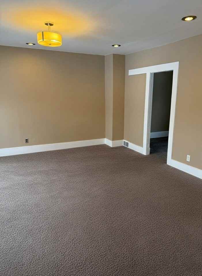 7007 Fullerton Avenue, Unit UP - Photo 5 of 16