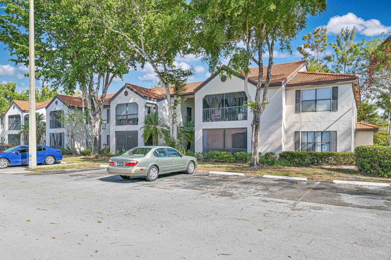 2058 Arbour Walk Circle #3316 - Photo 2 of 23