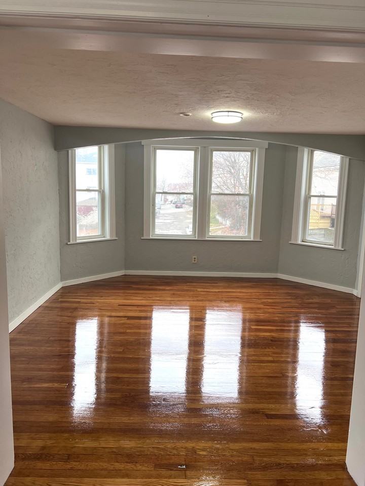 48 Dorchester St #2 - Photo 5 of 7