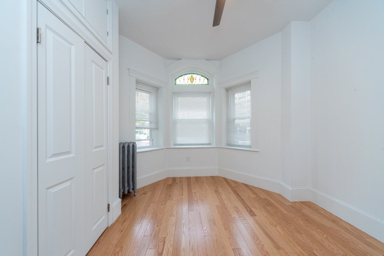 24 Westland Ave #1 - Photo 7 of 20