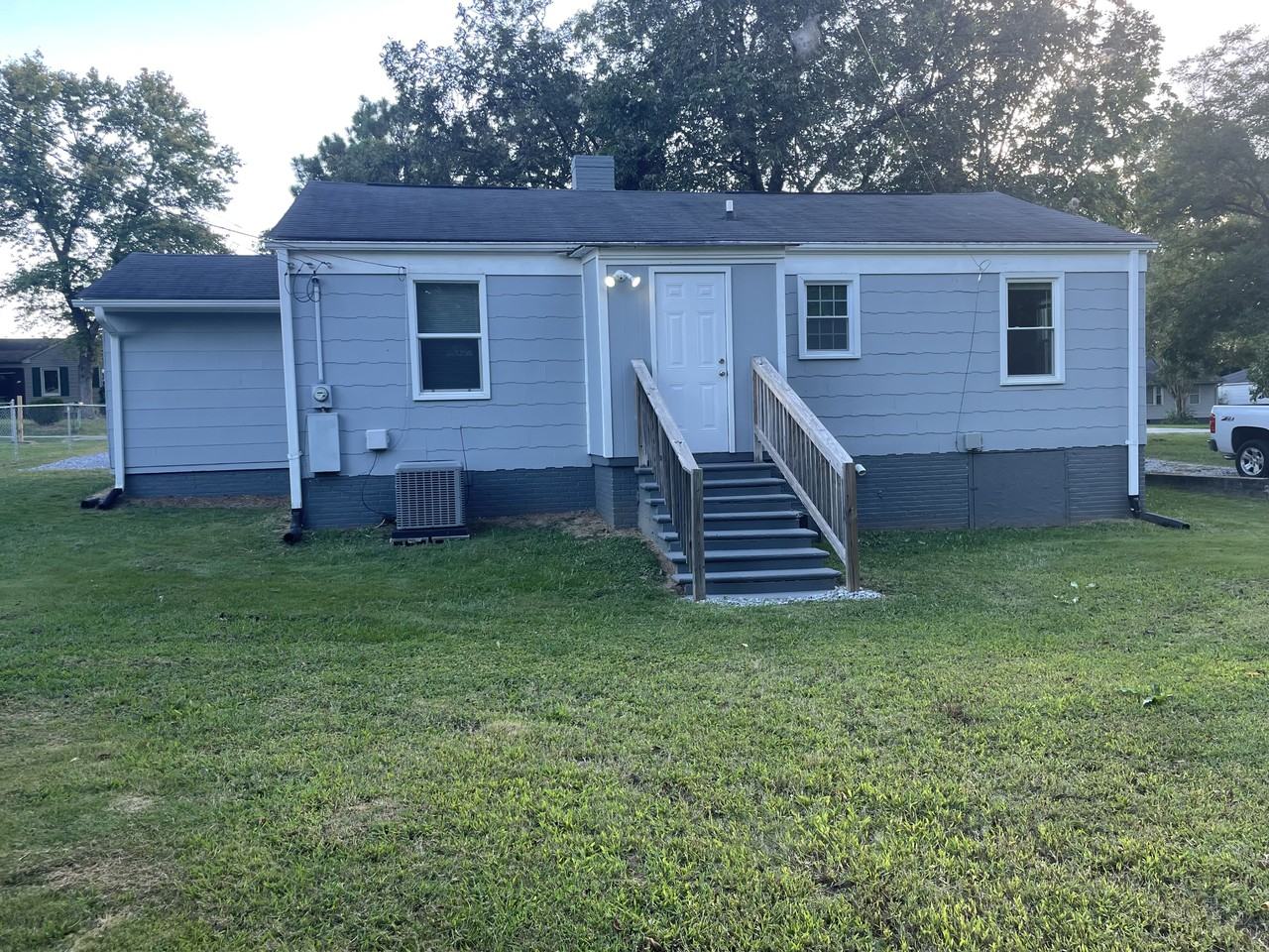 539 Houston St #NA - Photo 2 of 13