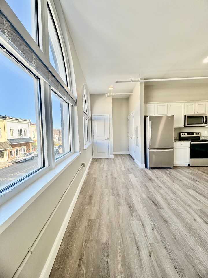 E Main St #201 - Photo 3 of 18