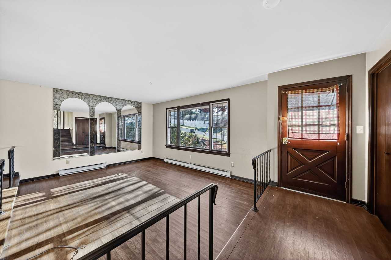 203 Sumner Avenue #NA - Photo 6 of 20