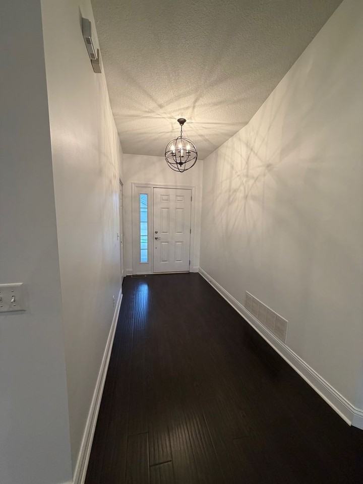 2625 E 56th Ct - Photo 7 of 50