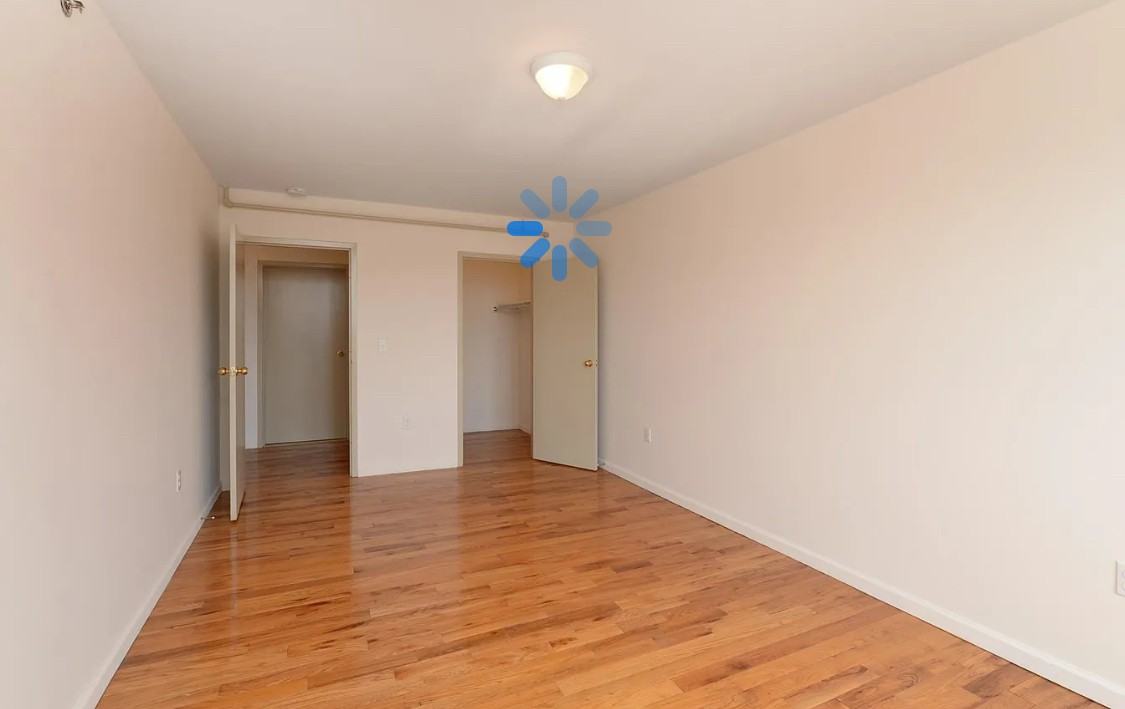 36 Hilton Ave #306 - Photo 4 of 6