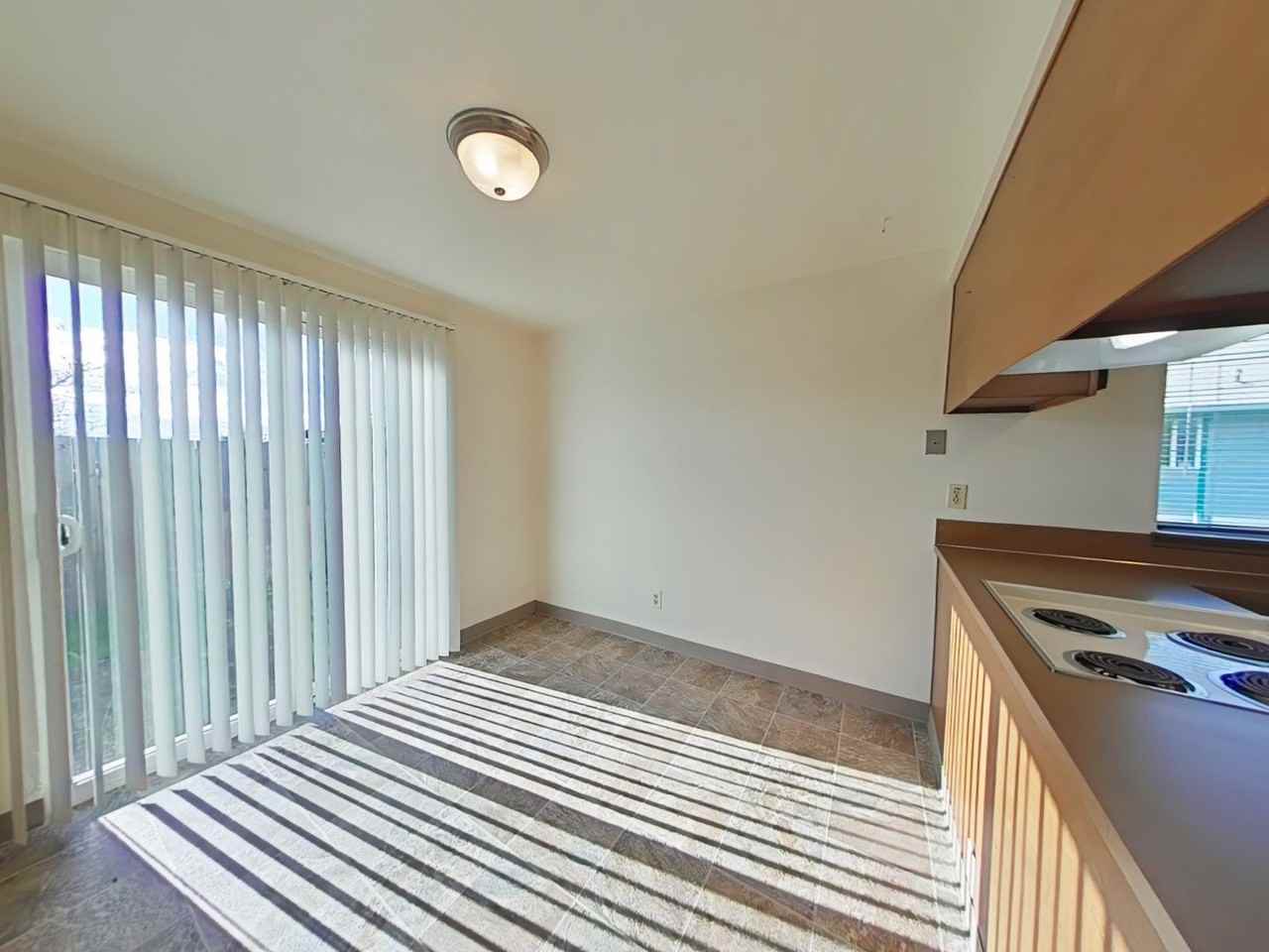 1642 23rd Ct Se - Photo 7 of 15