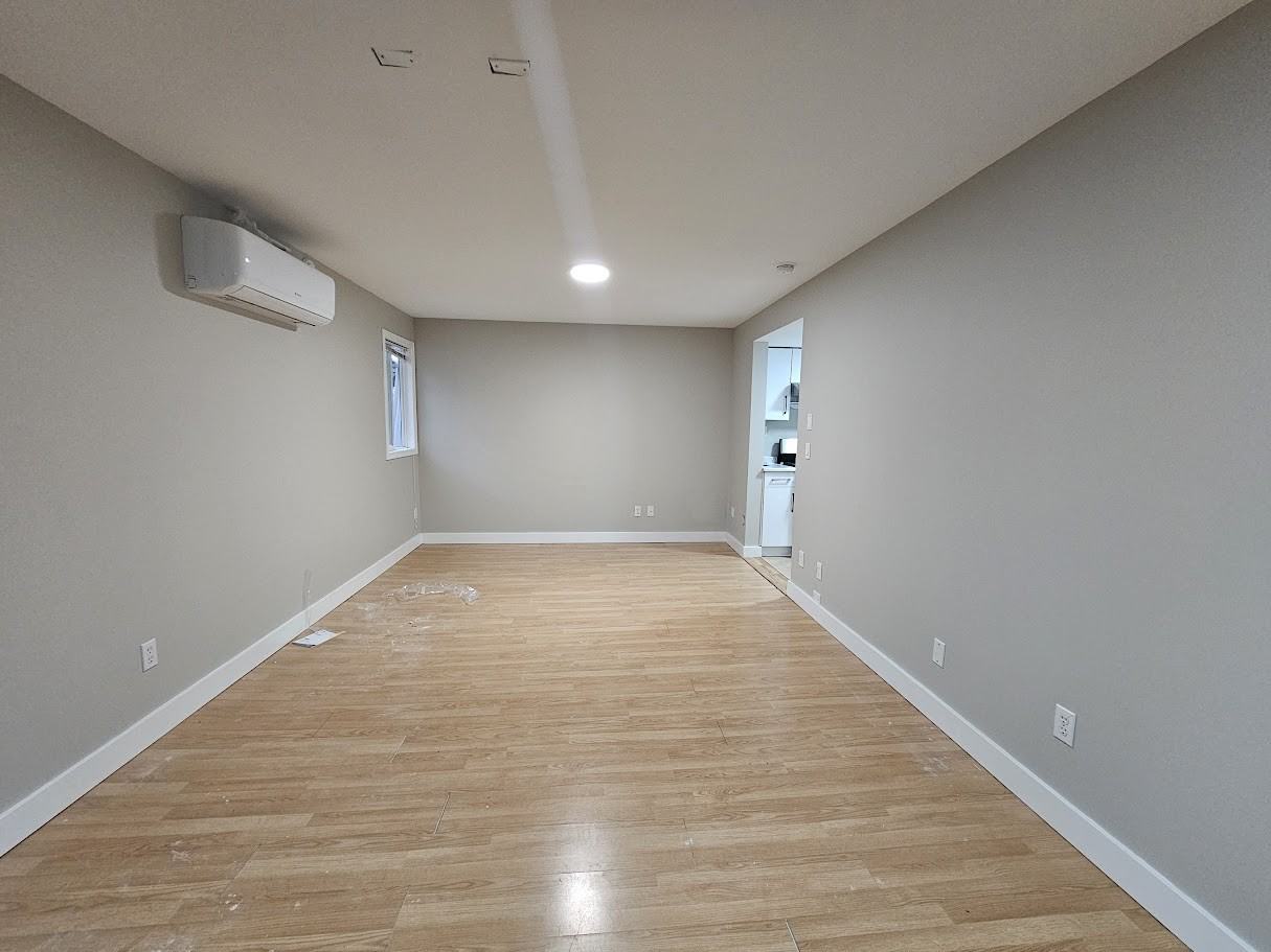 5530 Teskey Road - B #B - Photo 4 of 13