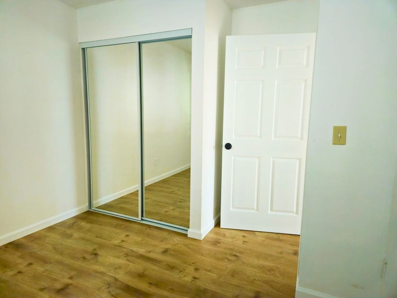 FREE Wifi - Photo 5 of 26