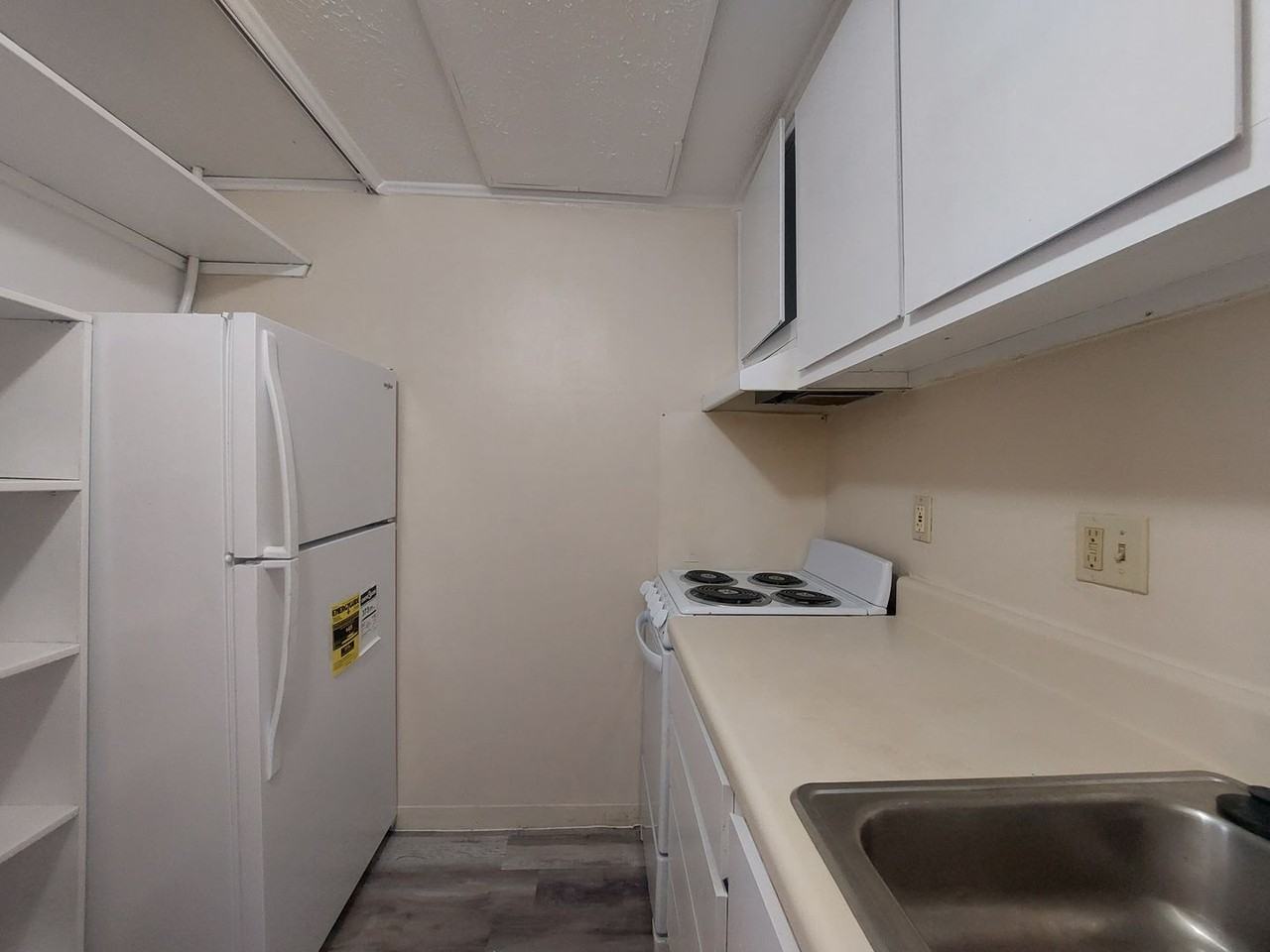 Bear Creek Apartments - Photo 6 of 11