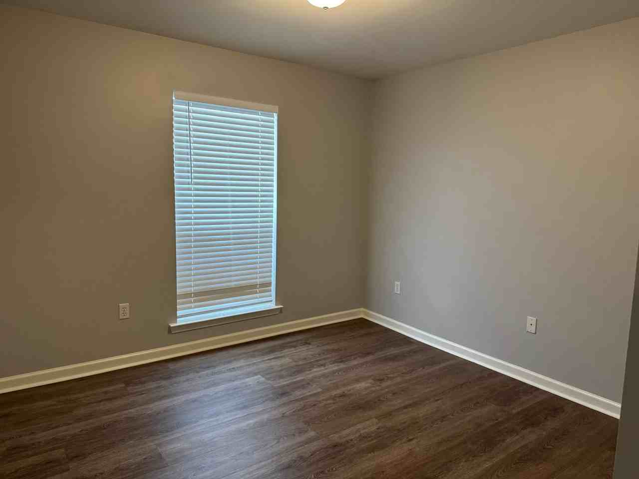 23828 Rosemont Dr - Photo 6 of 11