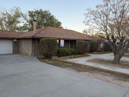 featured image of 14606 Riverside Street