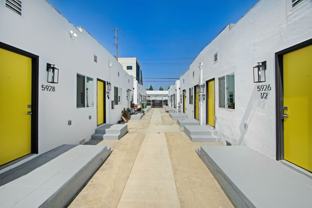 5924 S. Hoover Street - Photo 1 of 1