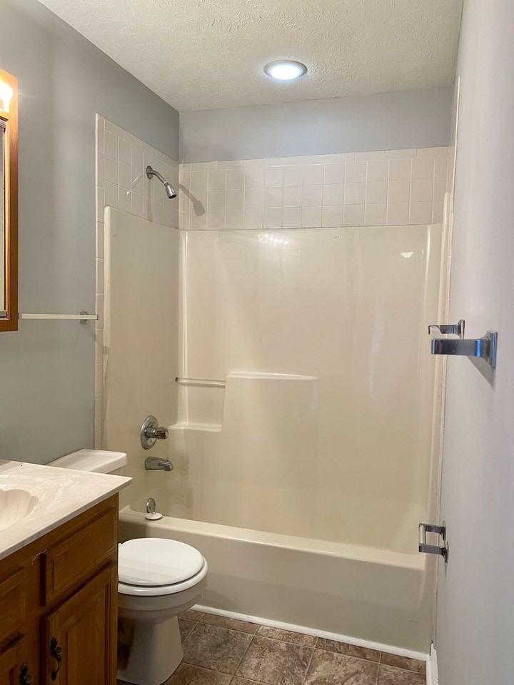 417 Garden City Dr. - Photo 7 of 8