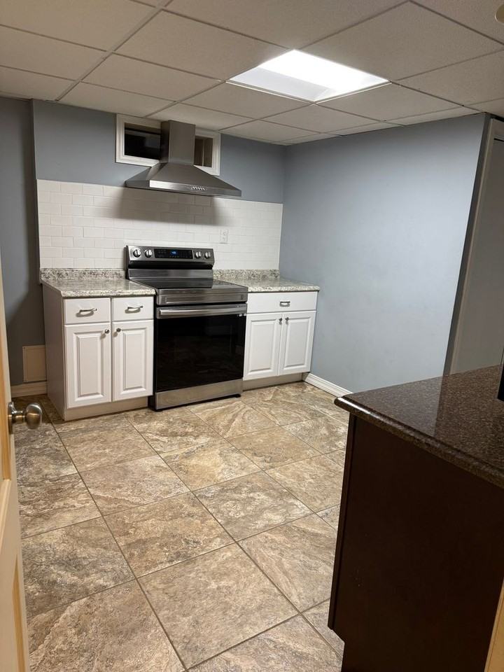 2224 Pond Rd - Photo 2 of 21