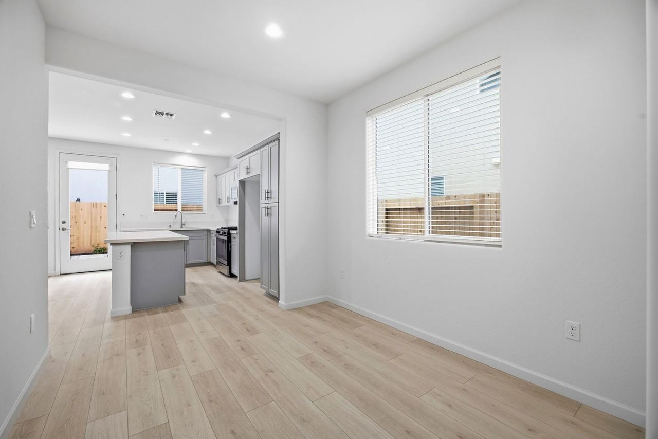 1317 West Sedona Avenue - Photo 3 of 19