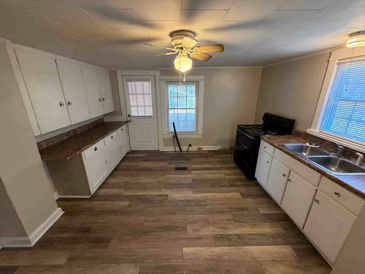 2066 Tyson Loop Road - Photo 3 of 13