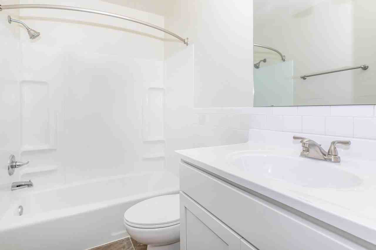 Northwood Villa - Photo 4 of 28