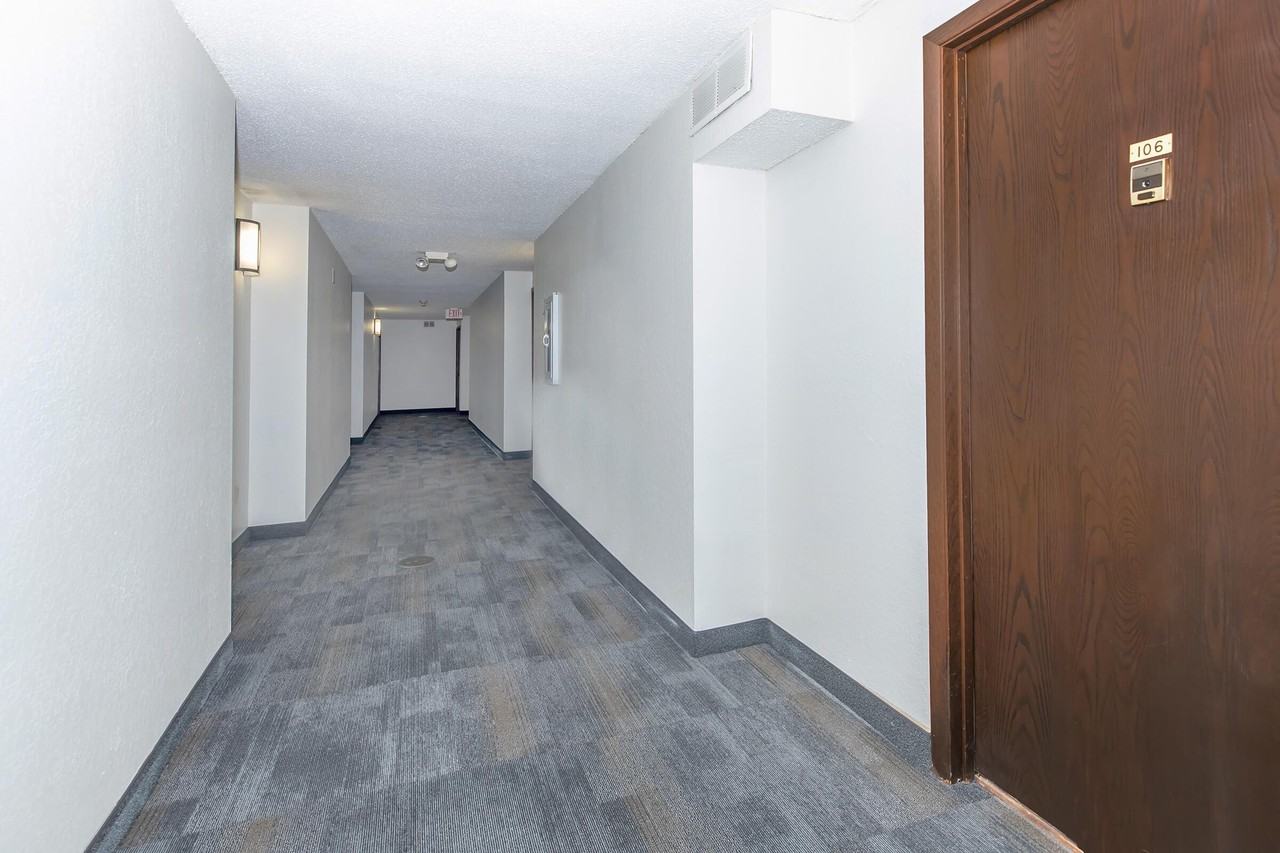 Northwood Villa - Photo 7 of 28