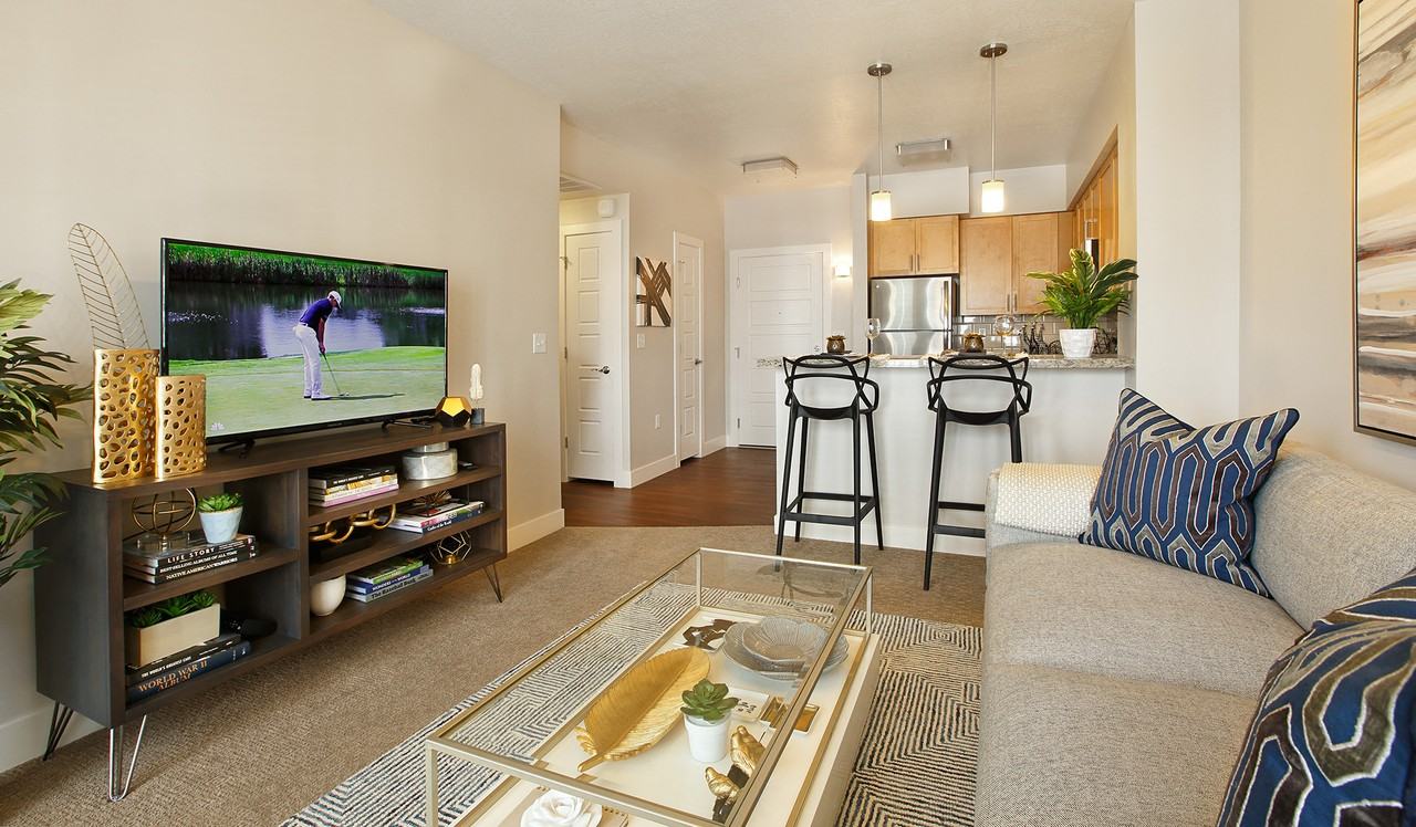 Liberty Crest - Photo 4 of 20