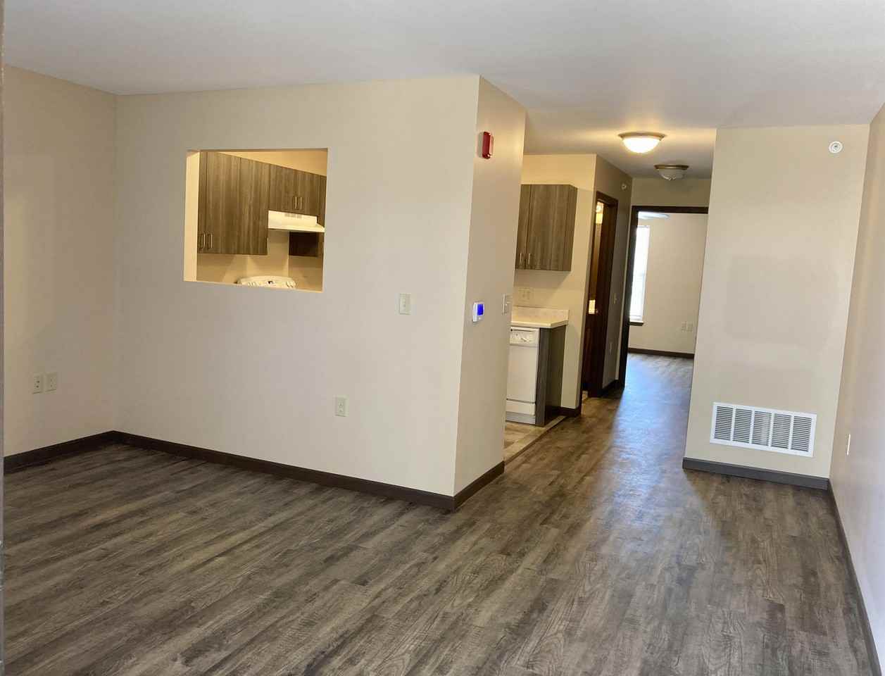 507 Southwest 6th Avenue - Photo 3 of 8