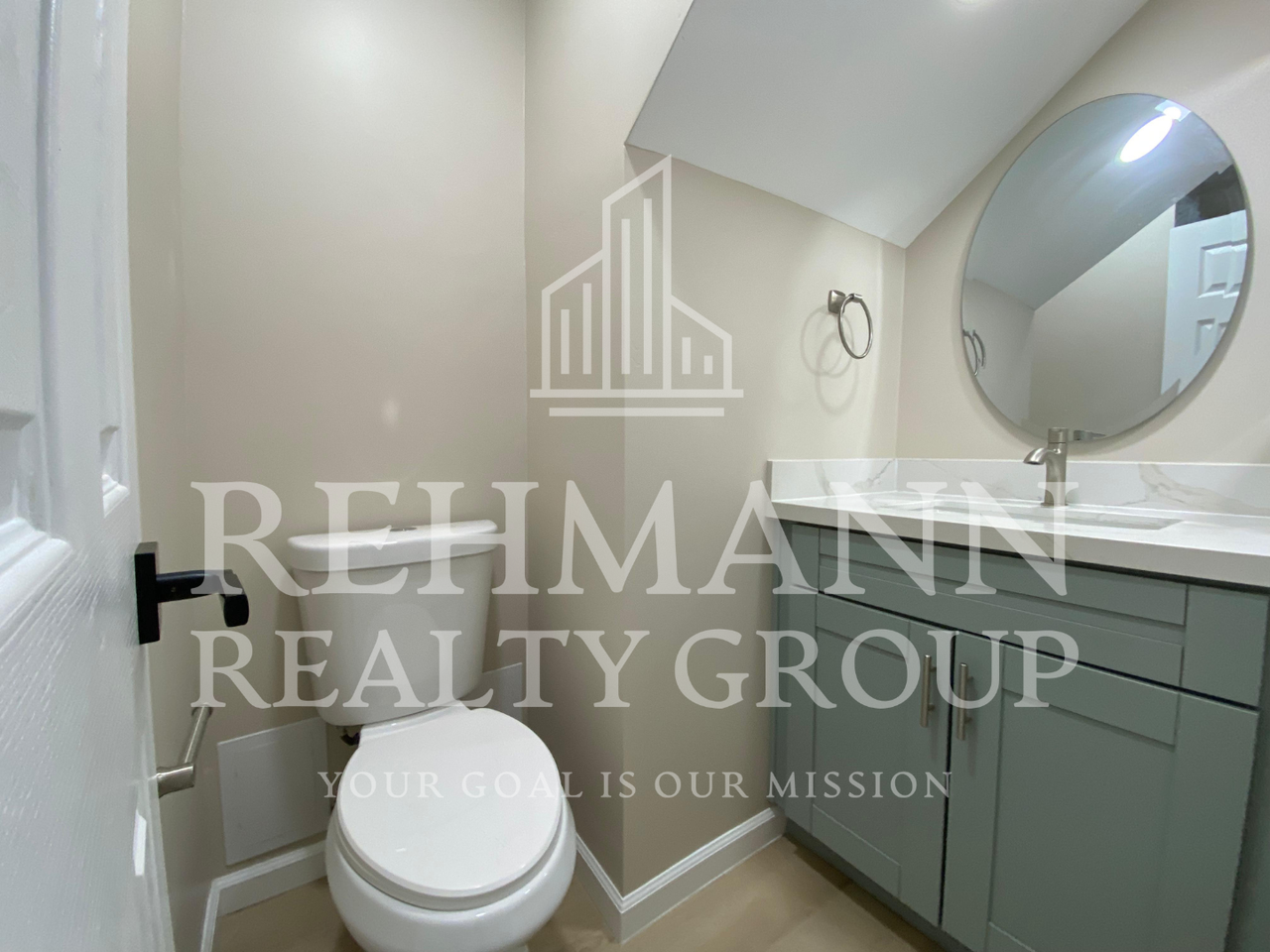 7125 Waite Drive - Photo 7 of 32