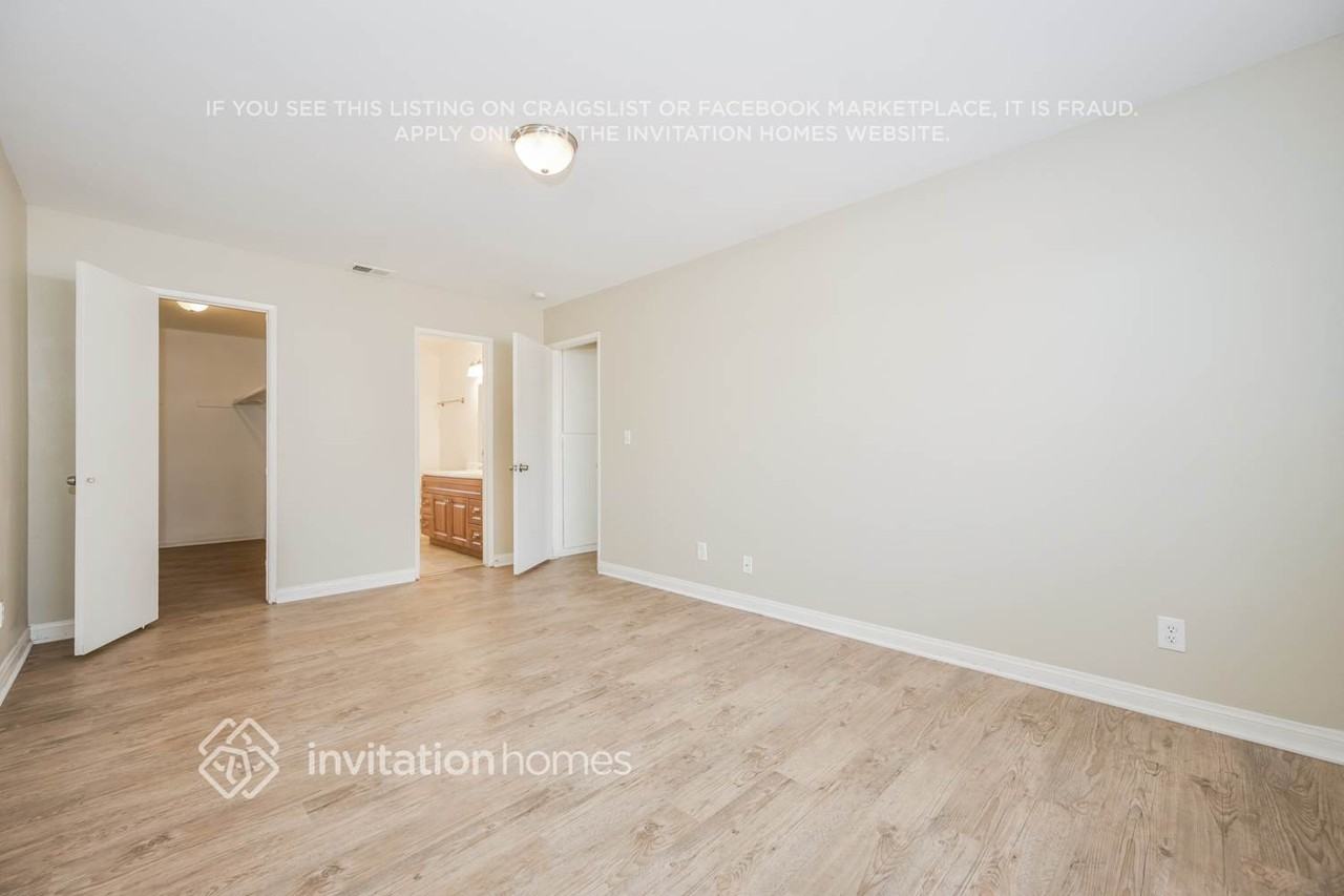 2010 San Benito Street - Photo 7 of 17