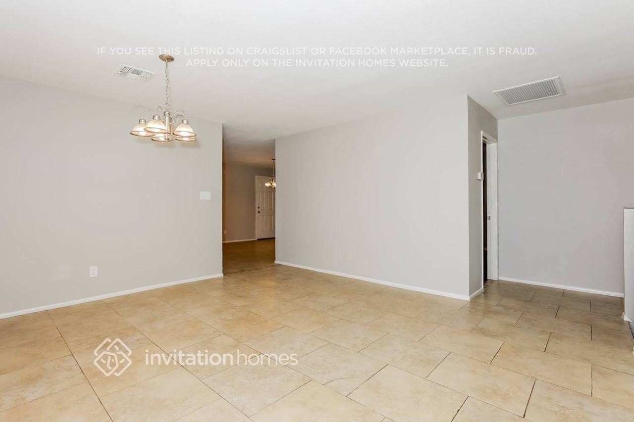 200 N Miller St - Photo 4 of 16