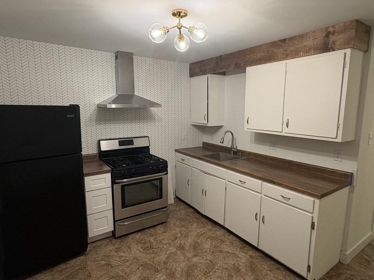 607 North 9th Street - Photo 3 of 4