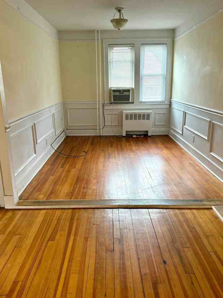 Tuckahoe:  81 Wallace & 39 Maynard: - Photo 6 of 8