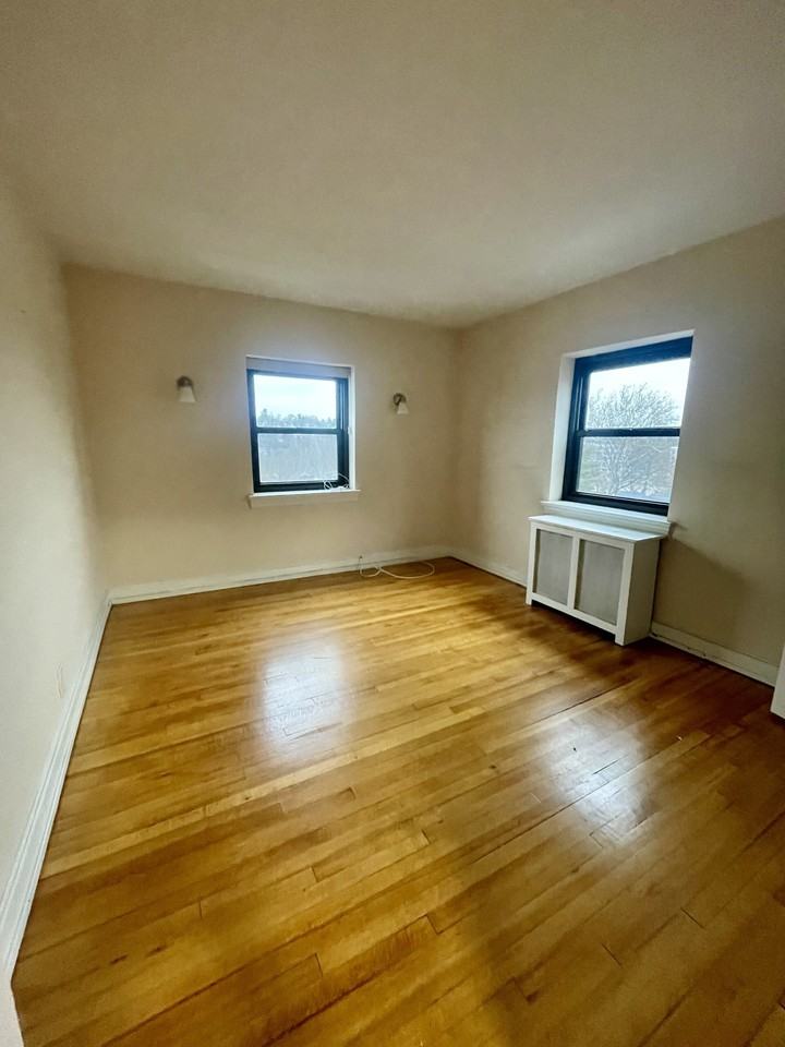 Tuckahoe - 111 Sagamore Rd.: - Photo 5 of 7