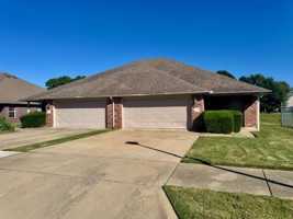 featured image of 1603 North Evening Shade Drive