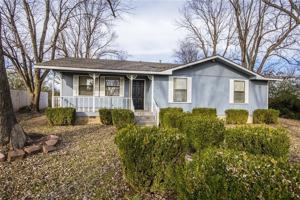 featured image of 726 Mcclure Avenue