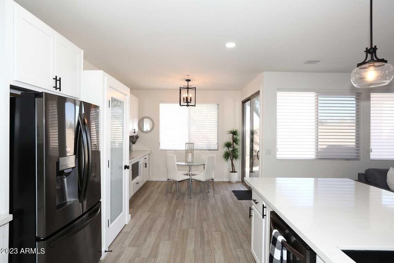 24624 North 72nd Place - Photo 4 of 42