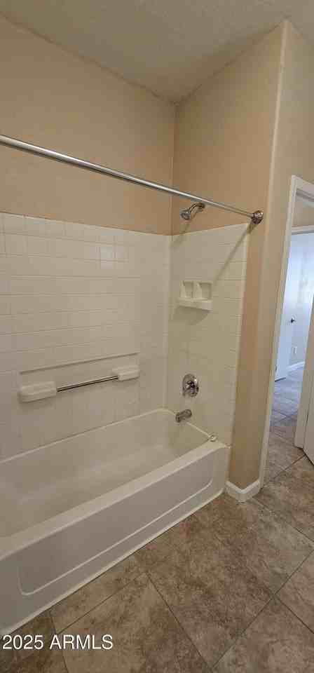 28057 North Quartz Drive - Photo 6 of 24
