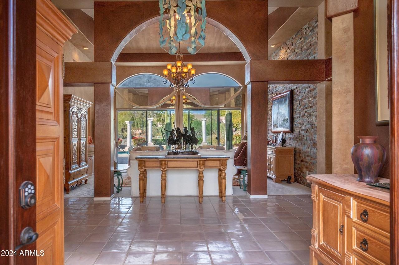 10326 East Buckskin Trail - Photo 5 of 50