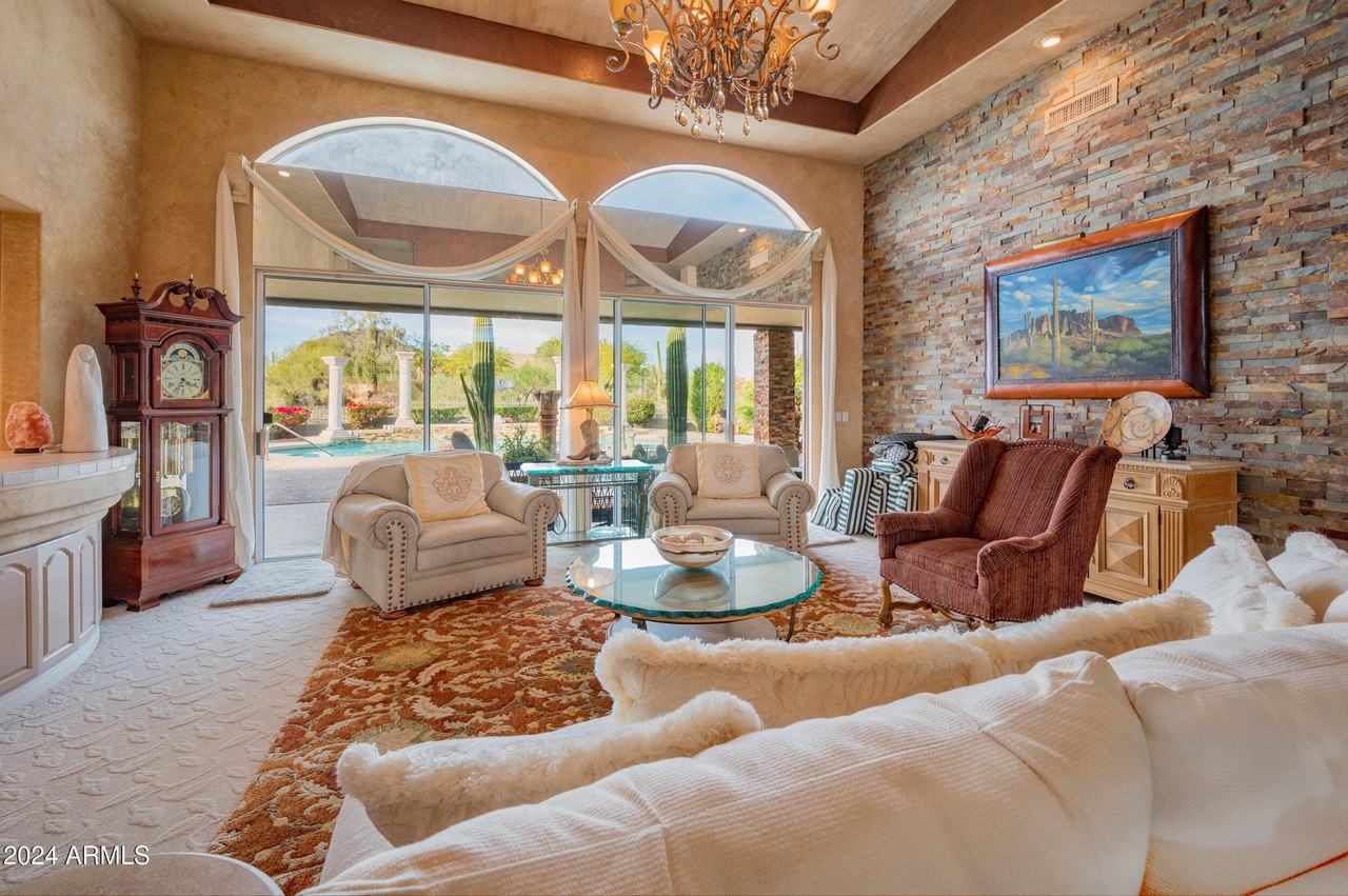 10326 East Buckskin Trail - Photo 7 of 50