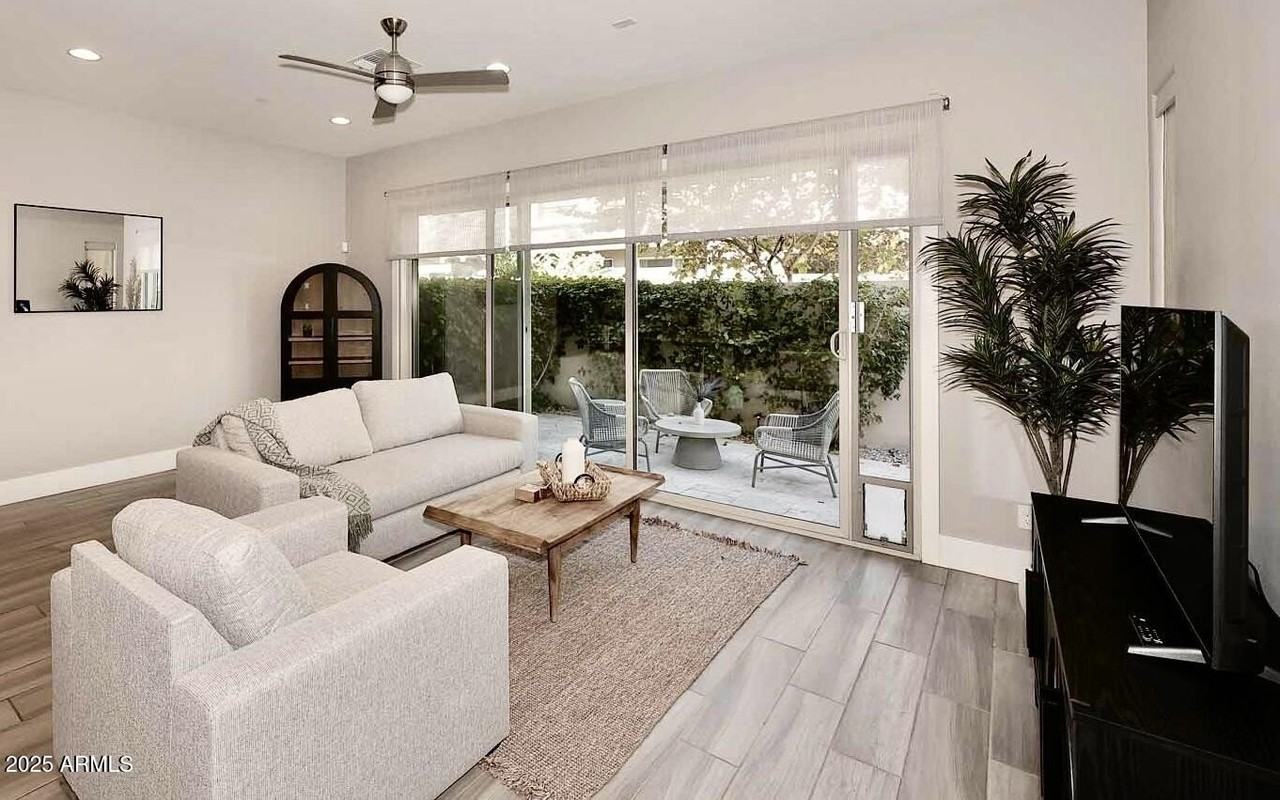 7464 E Paraiso Dr - Photo 4 of 29