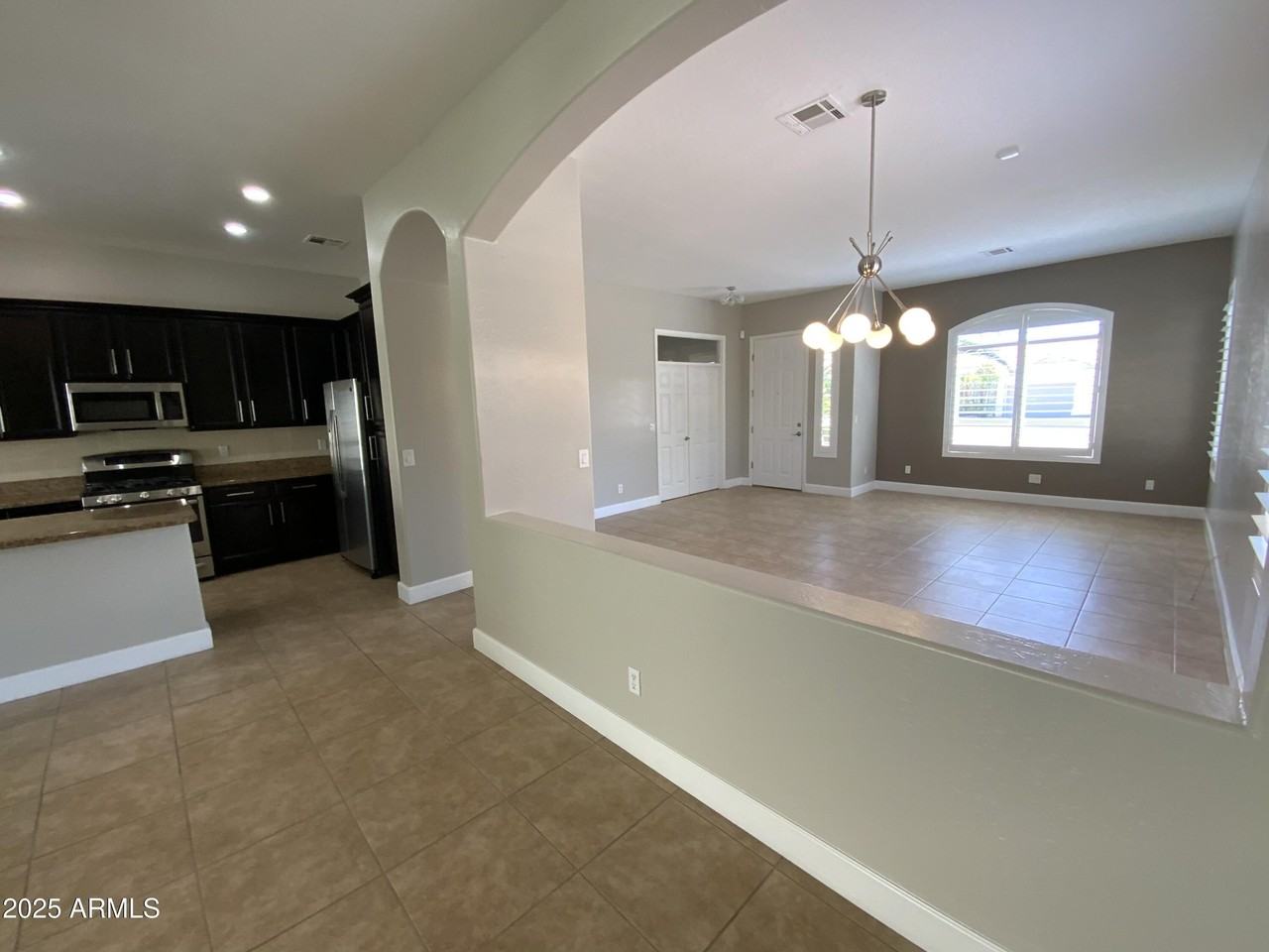 6204 East Phelps Road - Photo 5 of 29