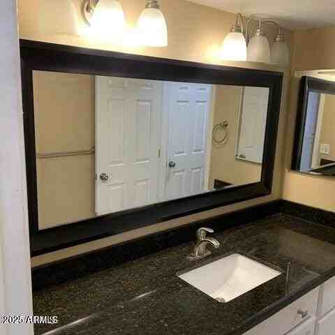 1514 E Weathervane Ln - Photo 7 of 18